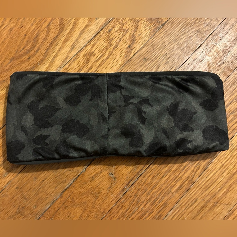 Winter Athletic Camo Headband - NWOT - Picture 1 of 3